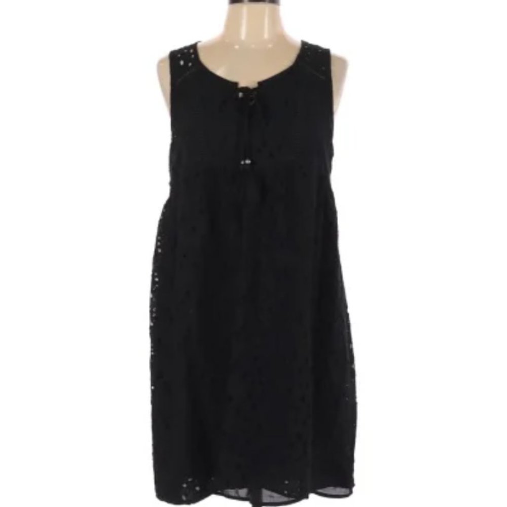 Knox rose simple black everyday dress